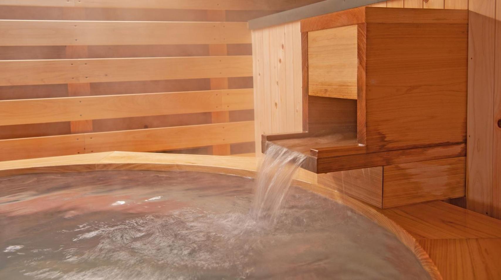 Bergtour Marukita Hotel Hakuba Eksteriør billede