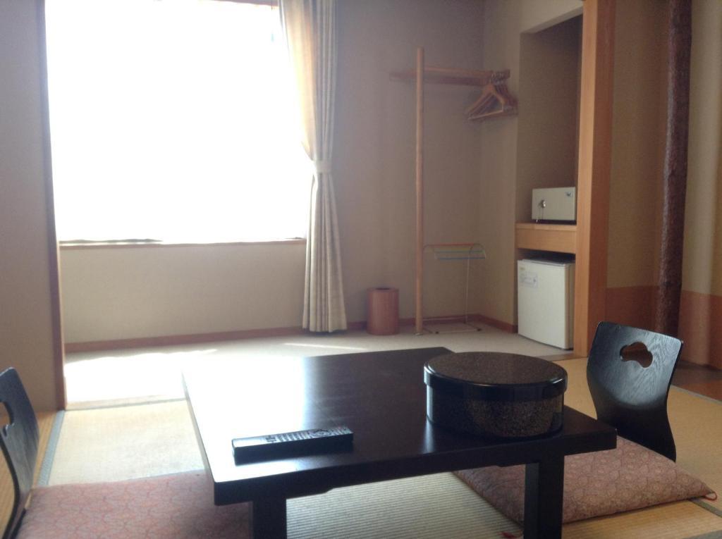 Bergtour Marukita Hotel Hakuba Eksteriør billede
